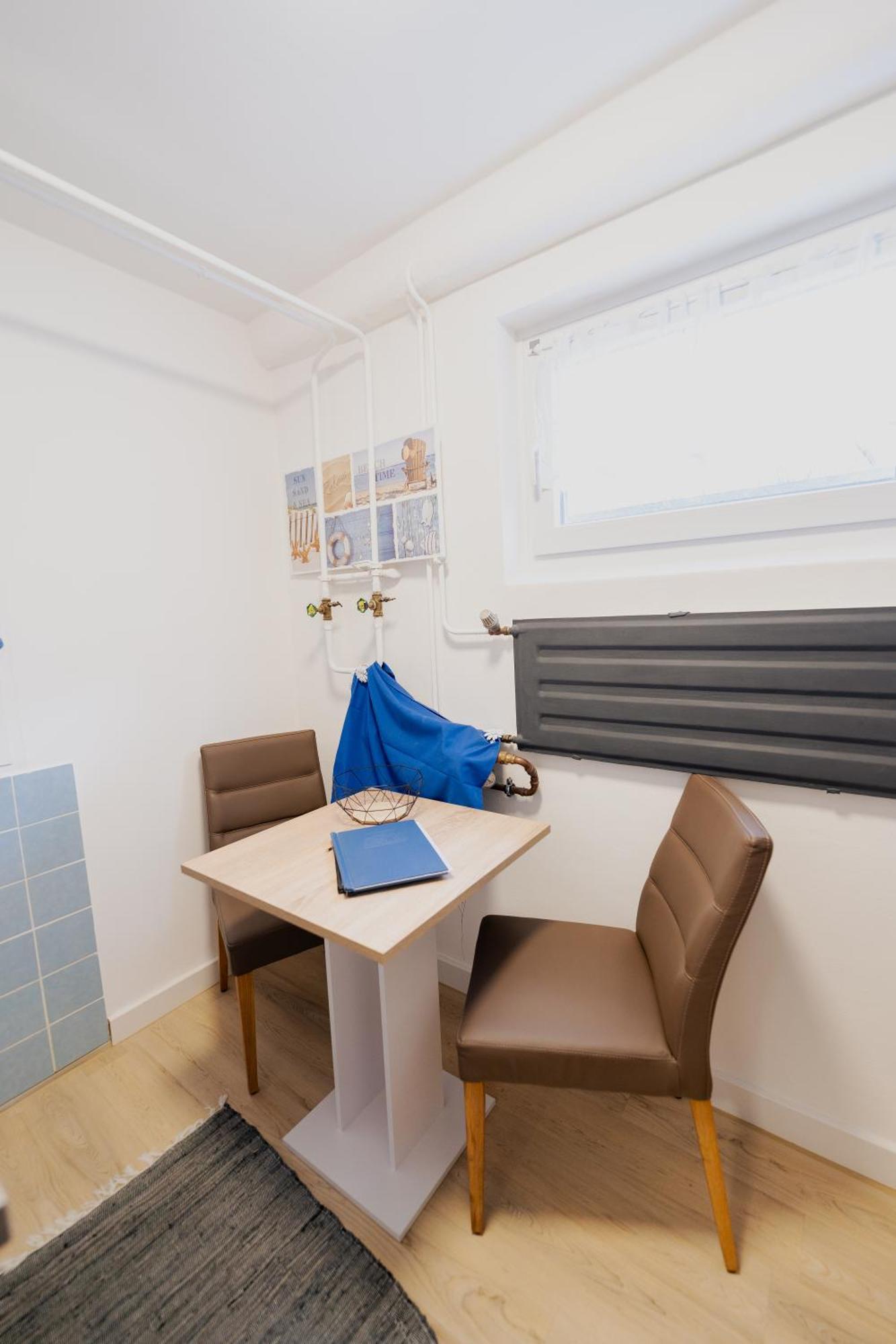 Ferienhaus Schoene Aussicht Ferienwohnung Blau Hemfurth-Edersee Екстериор снимка