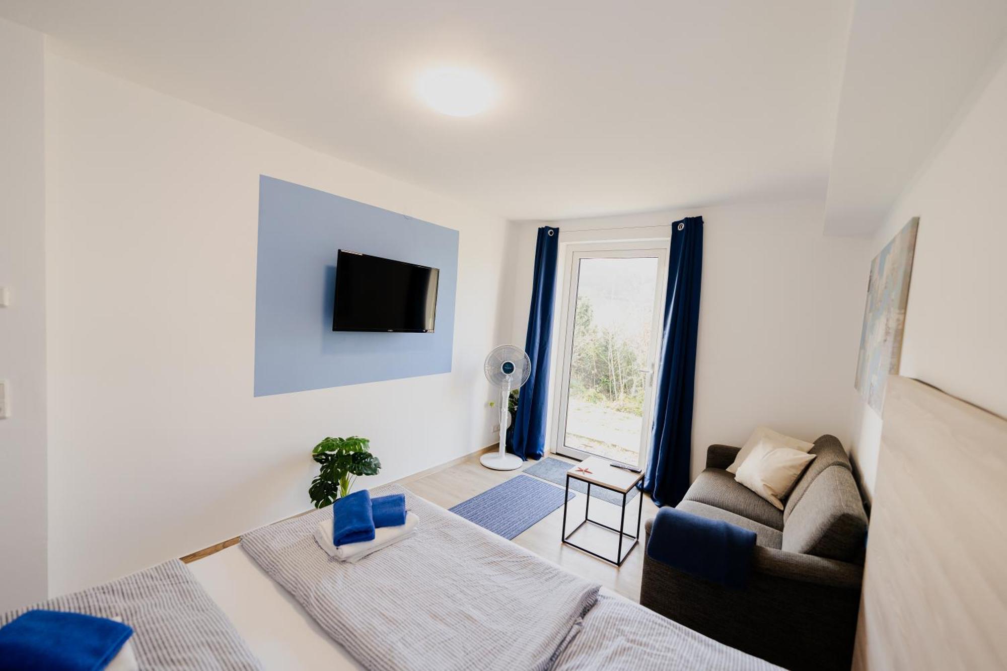 Ferienhaus Schoene Aussicht Ferienwohnung Blau Hemfurth-Edersee Екстериор снимка